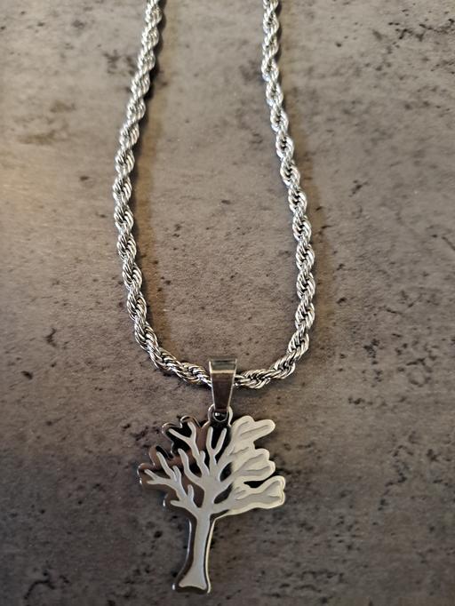  — tree of life chain and pendent