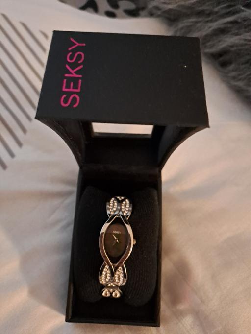 — new seksy watch