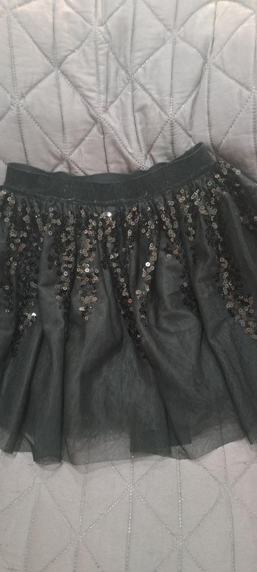 — Tu sequence skirt Age 6
