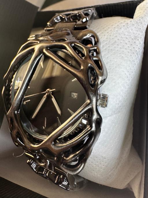  — Unique and Classic Y2K spider web Watch