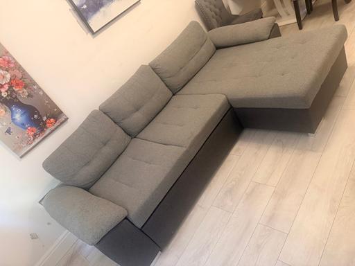  — Sofa