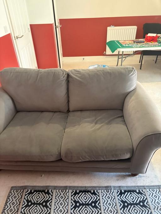  — Free to collector two seater to grey sofa
