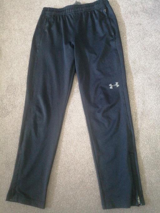  — boys under armour trackie bottoms