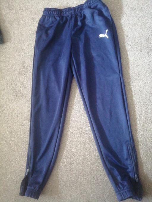  — As New 9 to 10 puma trackie bottoms