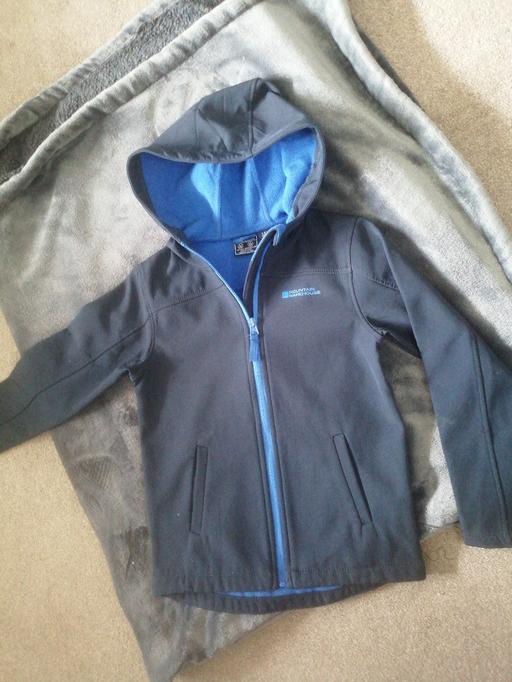  — As New Mountain Warehouse age 7-8