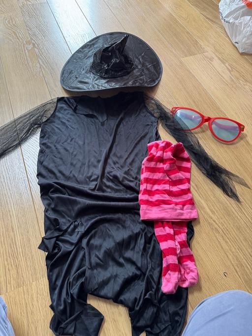 — Witches Halloween outfit 12-13 years