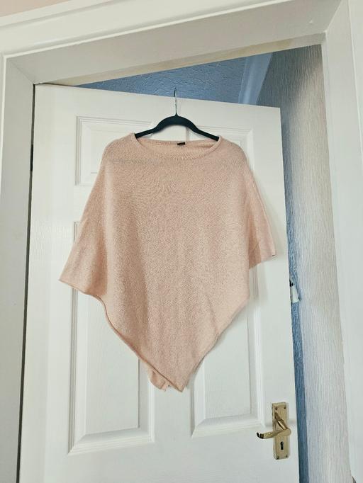 — Knitted poncho style top, size 16