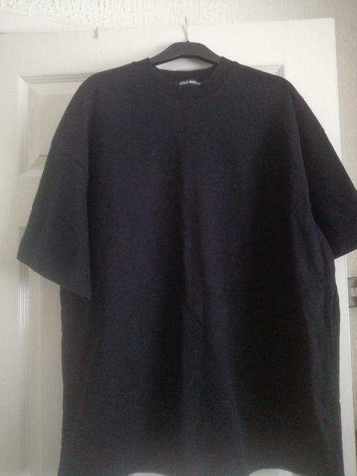  — men's Cole Buxton medium/large top