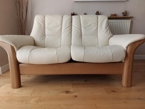  — Sofa - Stressless 2 seater