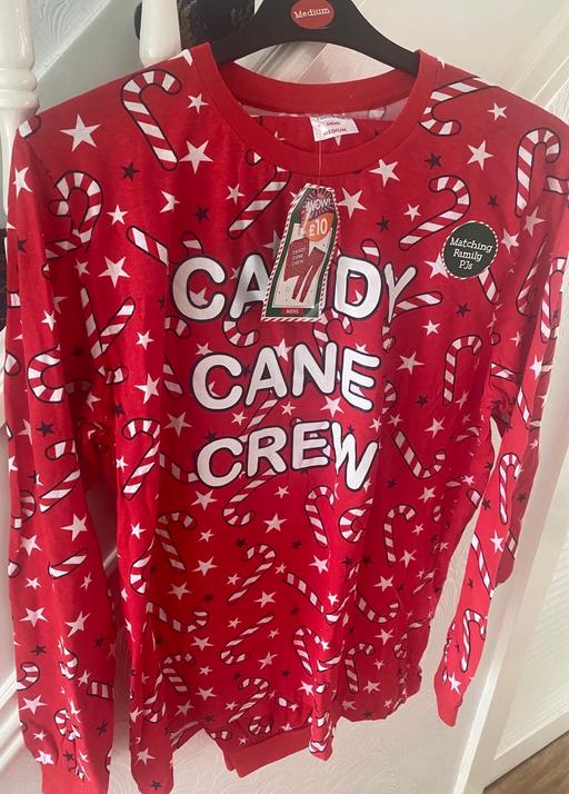  — Men’s Christmas pyjamas size medium