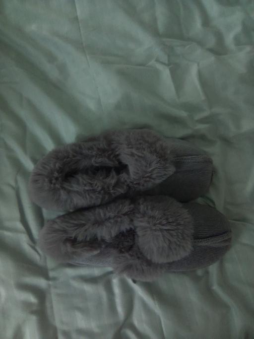  — slippers