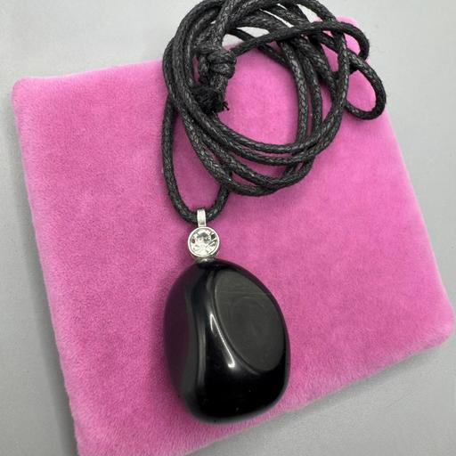  — Lovely Simple Gemstone Pendant Necklace