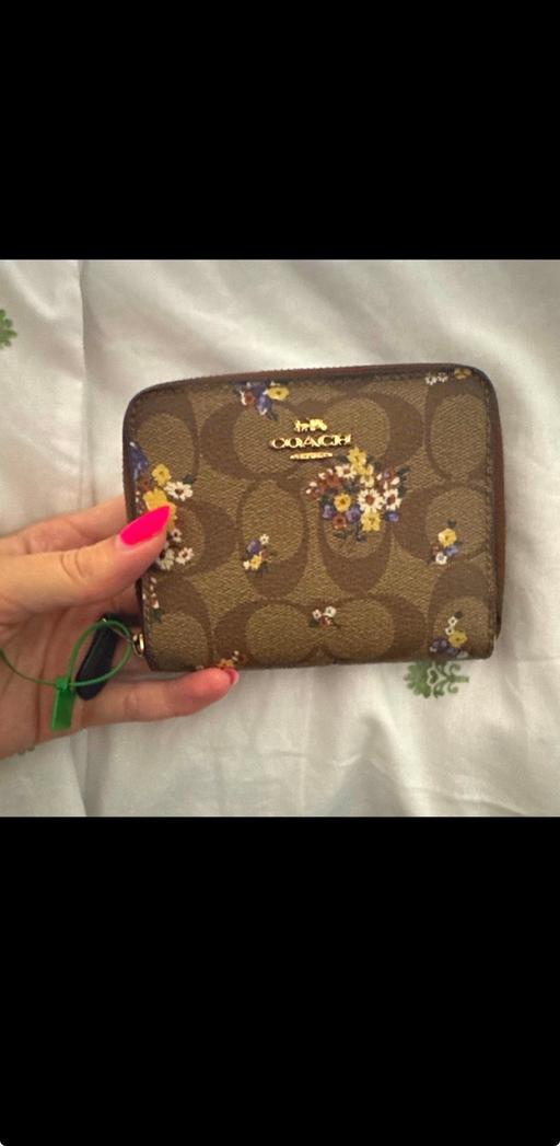  — Small Coach Purse