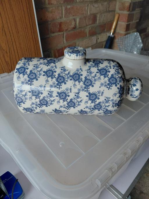  — HERON CROSS POTTERY