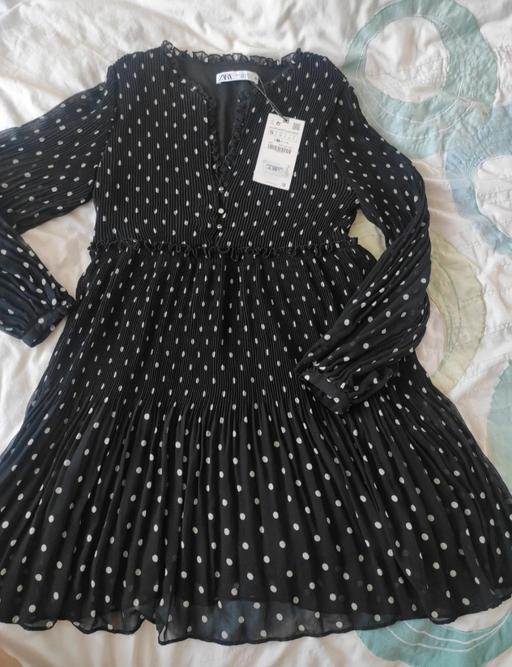  — brand new girls dress