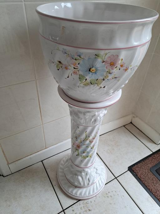  — Floral Jardiniere and Pedestal