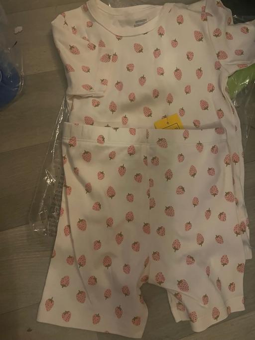  — Age four short n tshirt pjs