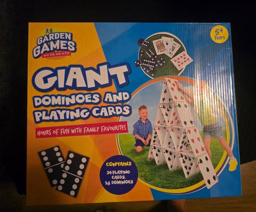  — NEW Giant domino's and playing cards