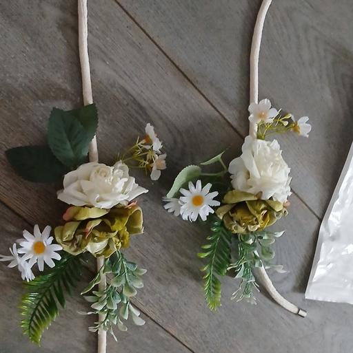  — curtain tiebacks