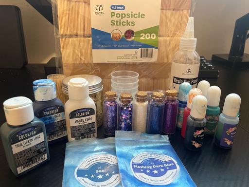  — Resin Dye Pigment Glitter Craft Kit