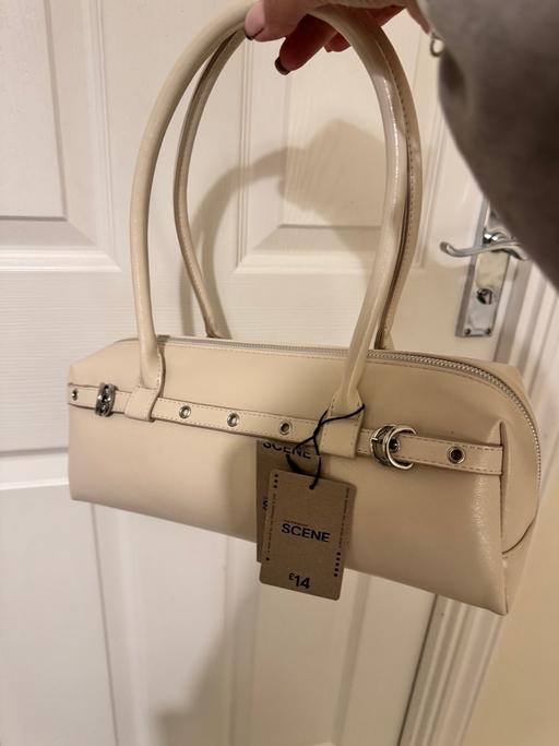  — Primark bag cream colour