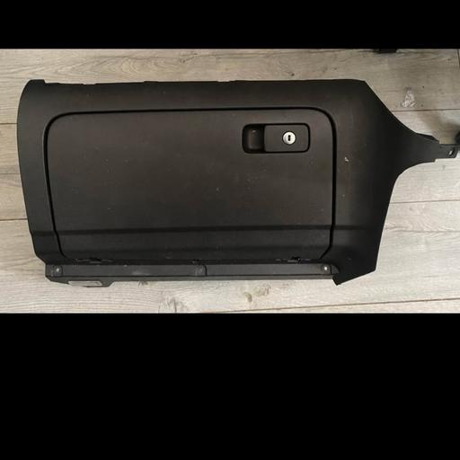  — VOLKSWAGEN GOLF MK6 GLOVE BOX FRONT LEFT stor