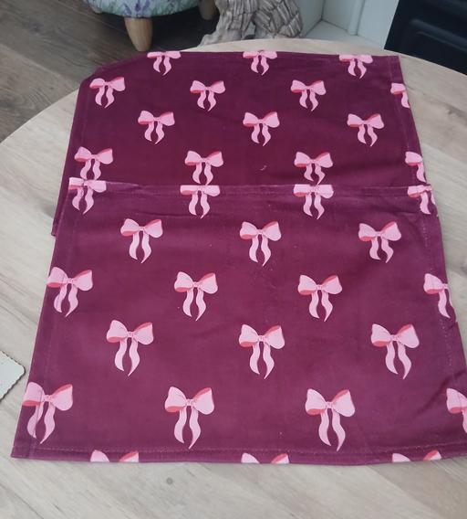  — 4 Pack Table Mats New