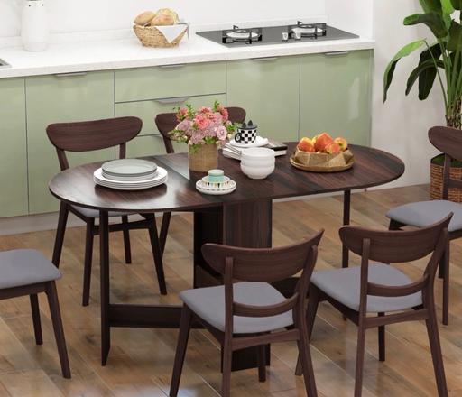  — Extendable dining table