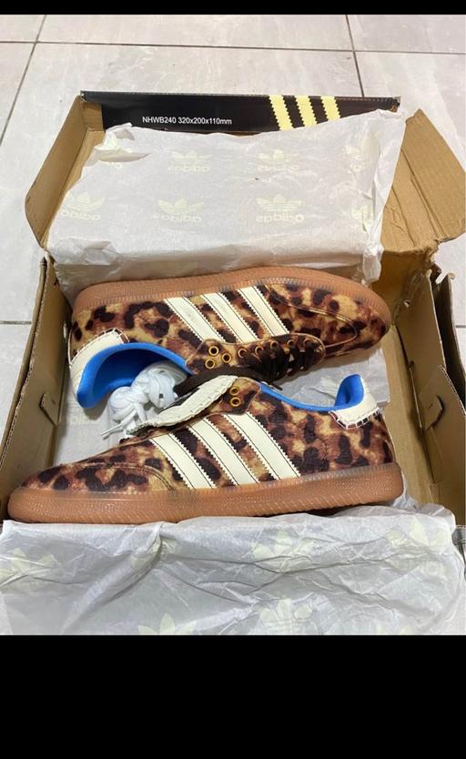  — Adidas ORGINALS wales banner leopard size 6 w