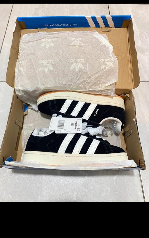  — Brand new adidas ORGINALS size 4.5 women