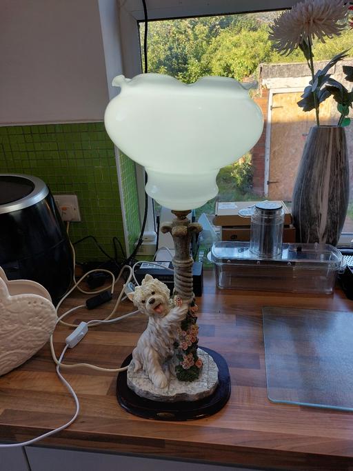  — dog and lamppost lamp
