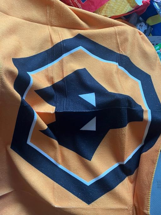  — New wolves towel 143x73cm