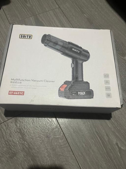  — vacuum cleaner