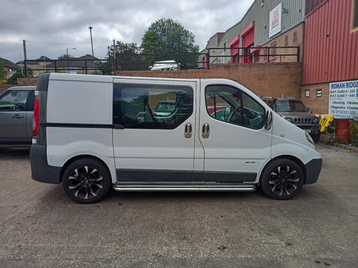  — Renault Traffic Van
