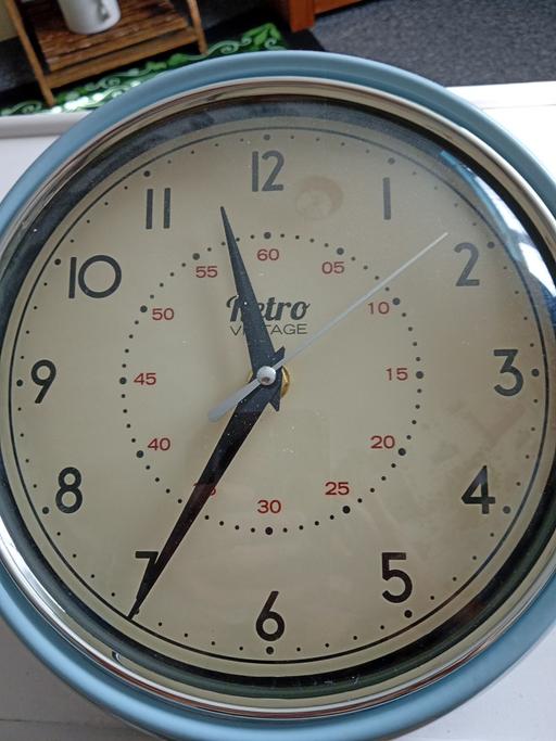  — 12" Retro VINTAGE clock