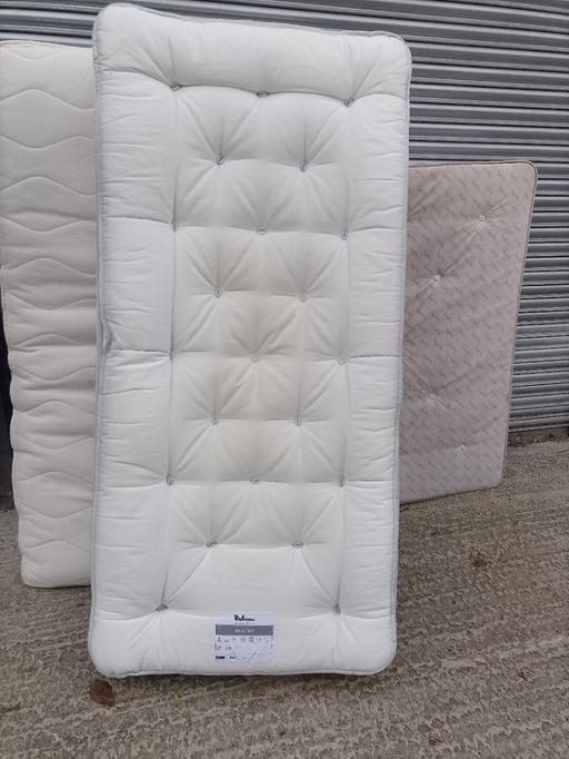  — single mattress