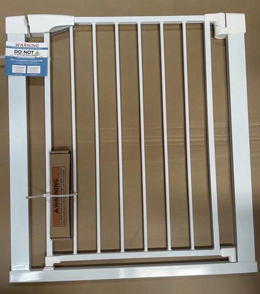  — Baby safety gate 75cm-89cm range