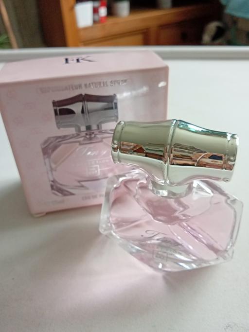  — brand new ladies EAU DE PARFUM SET