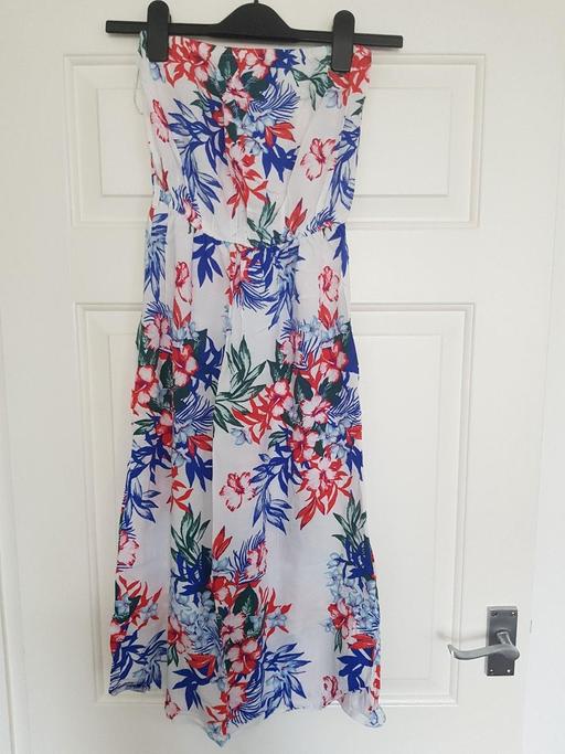  — Strapless white floral dress: size 8