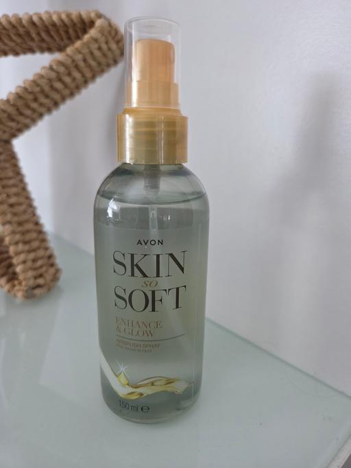  — NEW Avon Skin So Soft airbrush spray