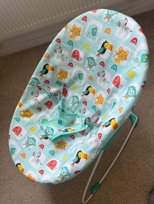  — Baby chair/ bouncer