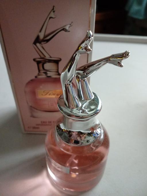  — brand new ladies EAU DE PARFUM SET