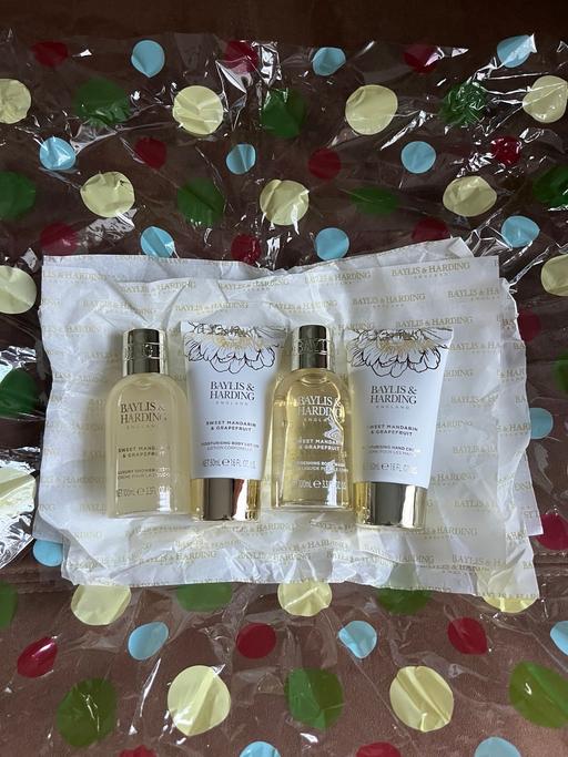  — Bayliss & Harding Gift