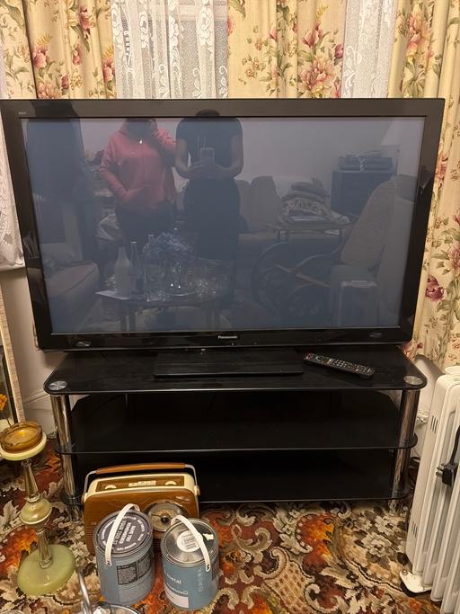  — Panasonic tv and stand