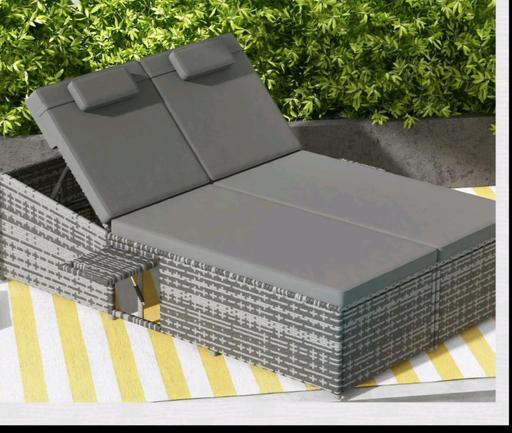  — Double Sunlounger with cushions as new