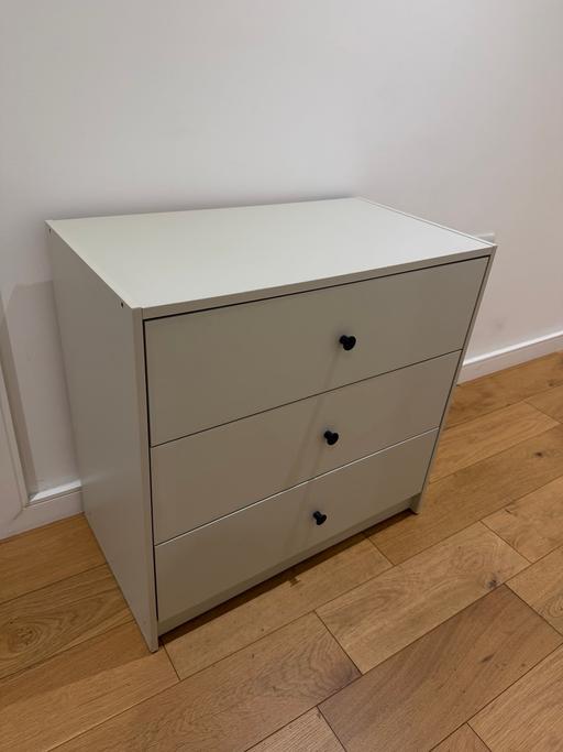  — Dressers