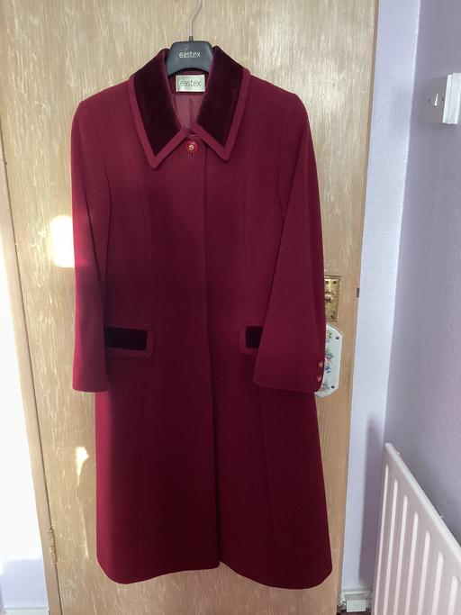  — Ladies wool winter coat