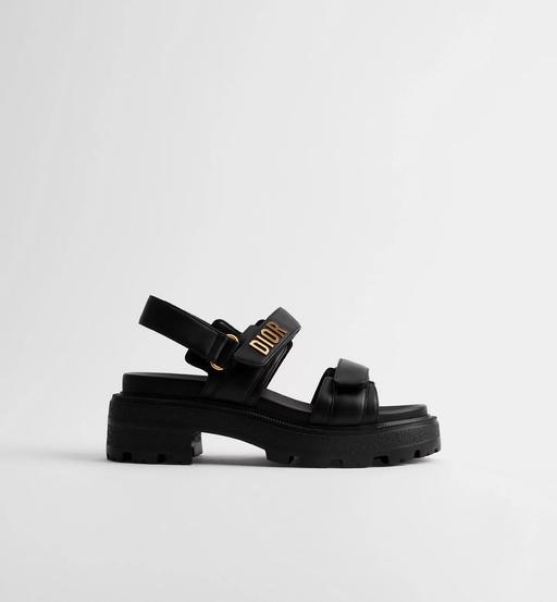  — Sandals size 6