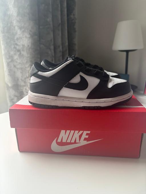  — Nike panda dunks children size 8.5