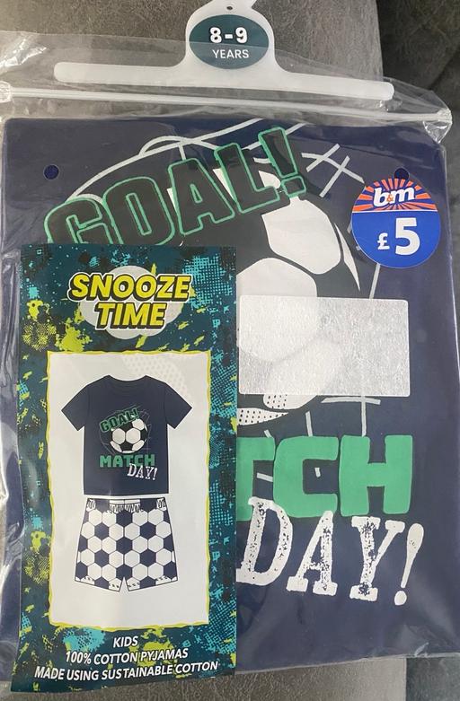  — Boys pyjamas size 8/9 years